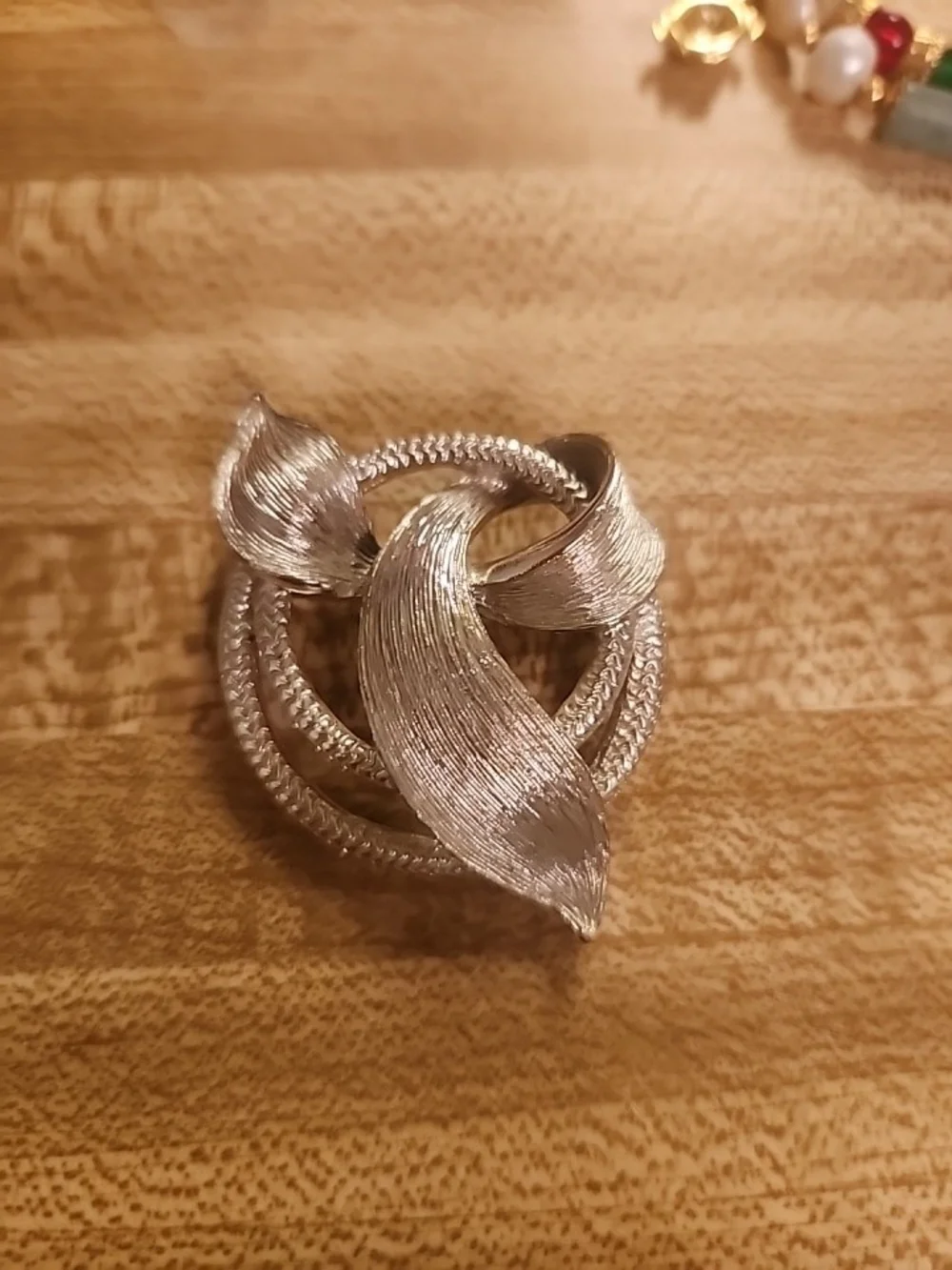 Polished Silver-Tone Sculpted Leaf Brooch - Women Jewelry